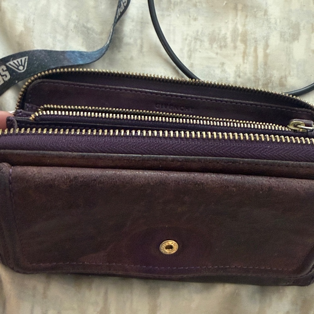 Givenchy Violet Leather Wallet - Picture 6 of 6